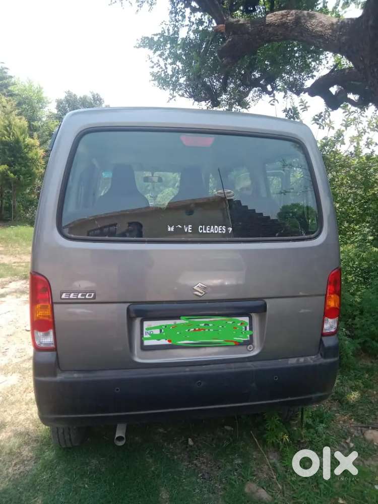 Maruti Suzuki Eeco Smiles Petrol Automatic 2025