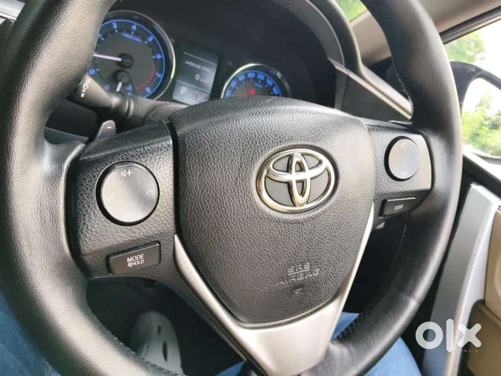 Toyota Corolla Altis G At, 2015, Petrol