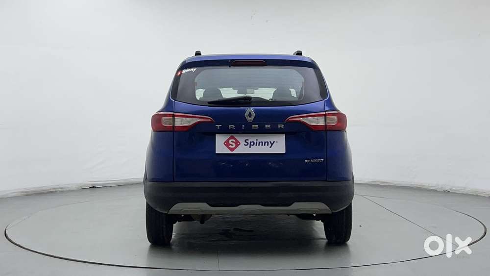 Renault Triber Rxz, 2022, Petrol