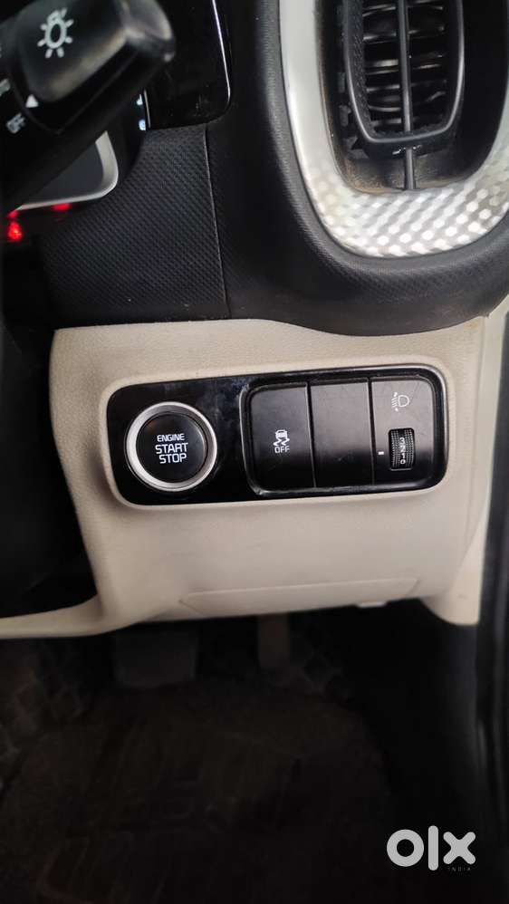 Kia Sonet Petrol 2022