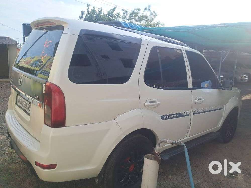 Tata Safari Storme [2015-2019] 2.2 Lx 4x2, 2014, Diesel