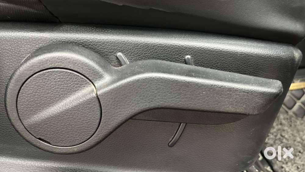 Mahindra Thar Lx 4-str Convertible At, 2021, Petrol