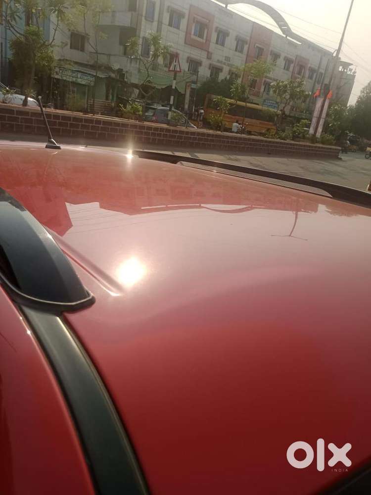 Mahindra Xuv300 W8 2022 Petrol Well Maintained