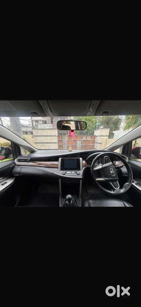 Toyota Innova Crysta Touring Sport Mt 2017 95000 Kms