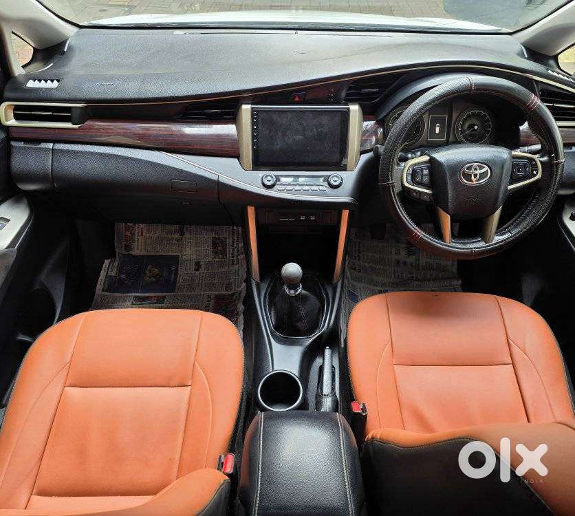Toyota Innova Crysta 2.4 Vx Mt 8s, 2017, Diesel