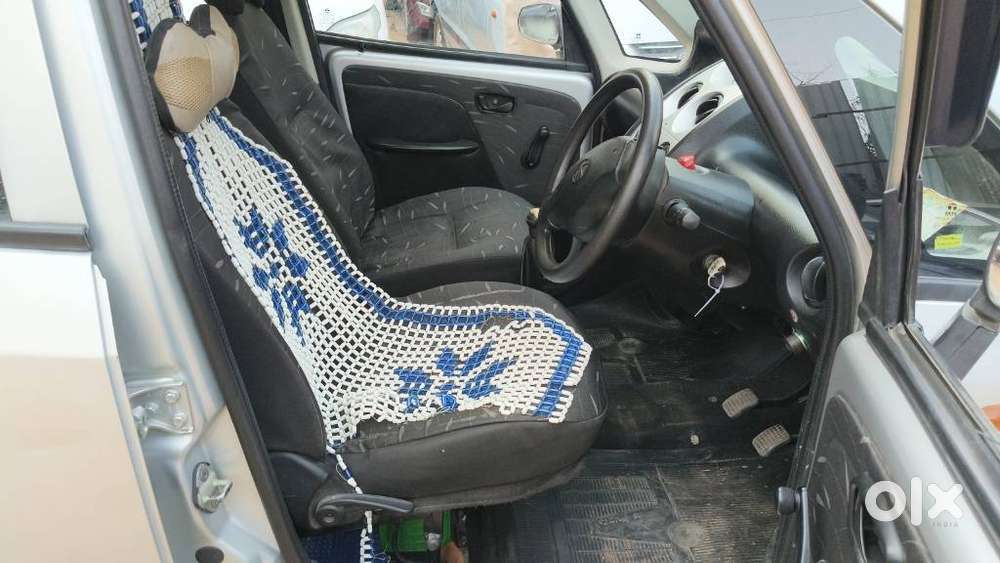 Tata Nano Xe, 2012, Petrol