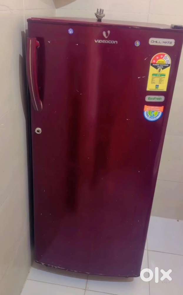 LRefrigerator for Sale – Excellent Condition