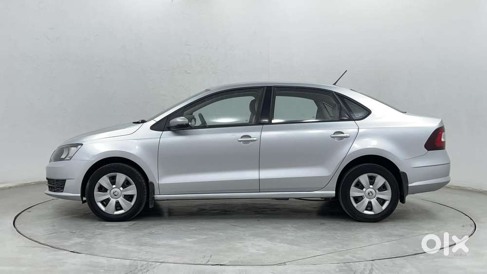 Skoda Rapid 1.0 Rider Plus Tsi At, 2020, Petrol