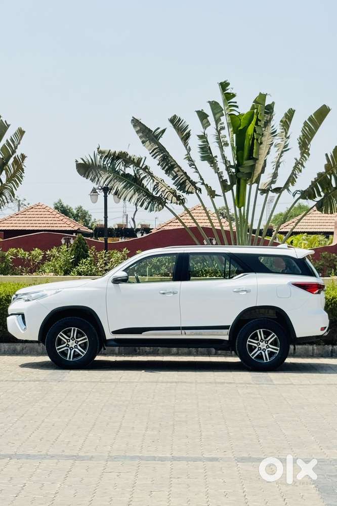 Toyota Fortuner 4x2 At 2.8 Diesel, 2019, Diesel