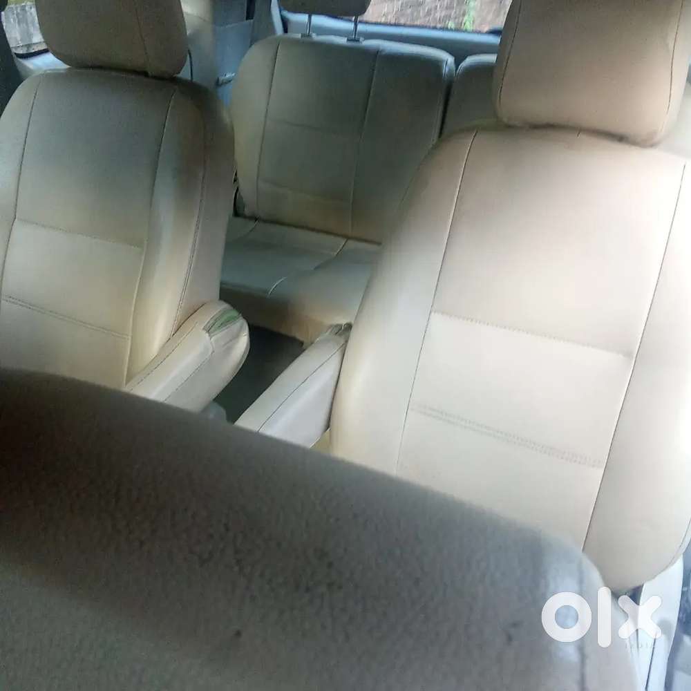 Toyota Innova 2009 Diesel Manual Car