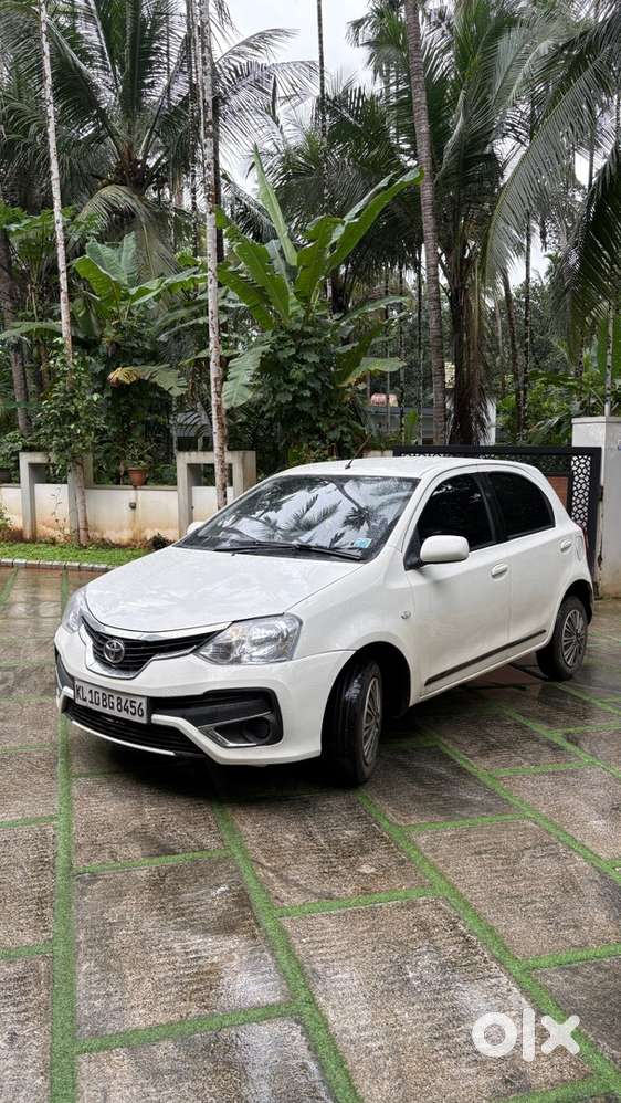Toyota Etios Liva 2013