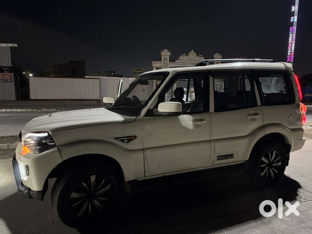Mahindra Scorpio S6+ Converted To S11