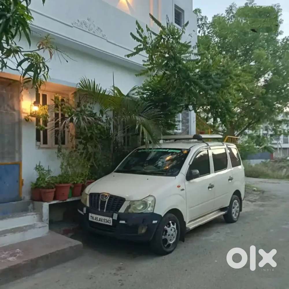 Mahindra Xylo 2011