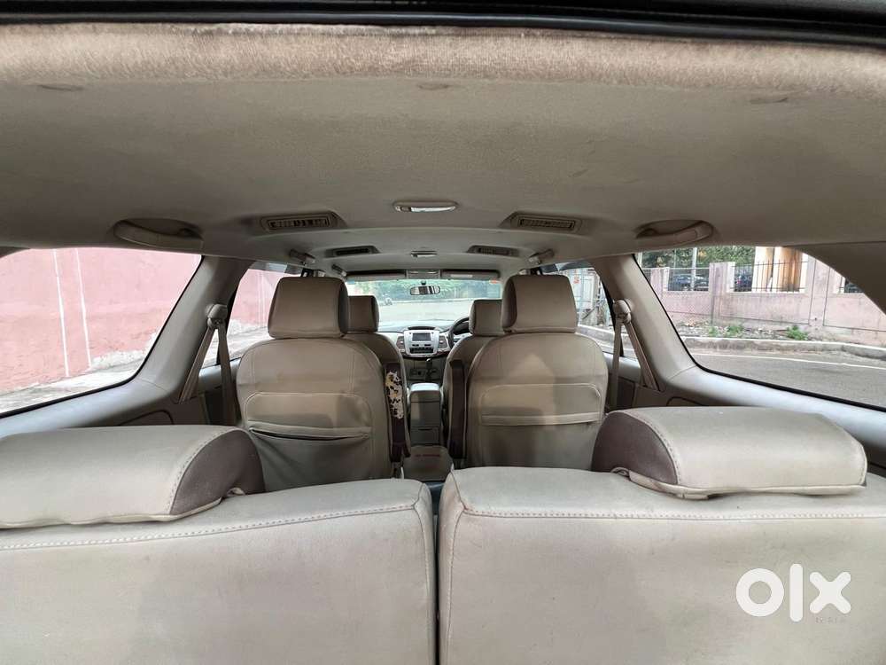 Toyota Innova 2.5 Vx 7 Seater Bs Iv, 2013, Diesel