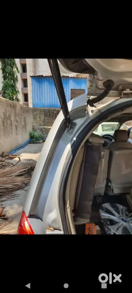 Toyota Innova Hycross 2009 Diesel 185000 Km Driven