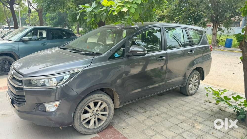 Toyota Innova Crysta 2017