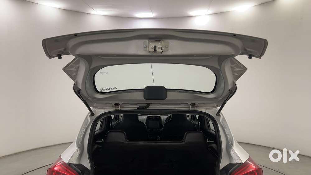Renault Kwid 2019-ongoing 1.0 Rxt Amt (o), 2018, Petrol