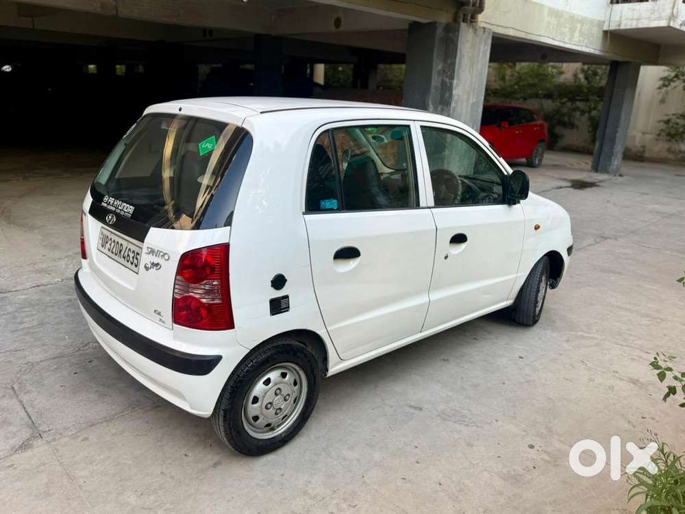 Hyundai Car 2011 Petrol