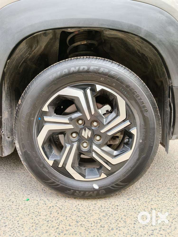Maruti Suzuki Brezza 1.5 Zxi Plus At Smart Hybrid, 2023, Petrol