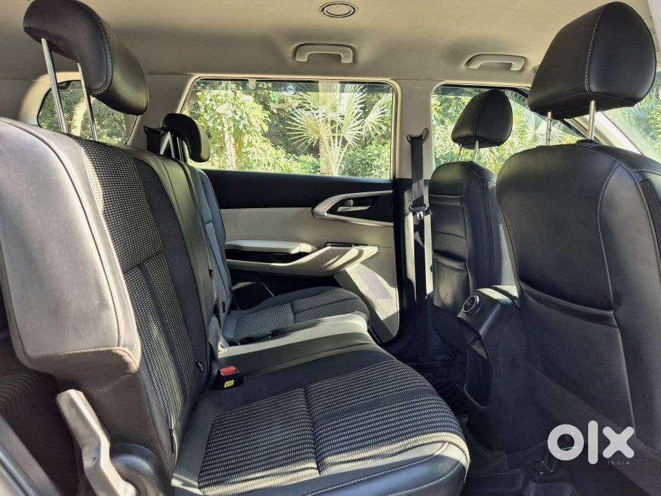 Kia Carens 1.5 Prestige 7 Str, 2023, Petrol