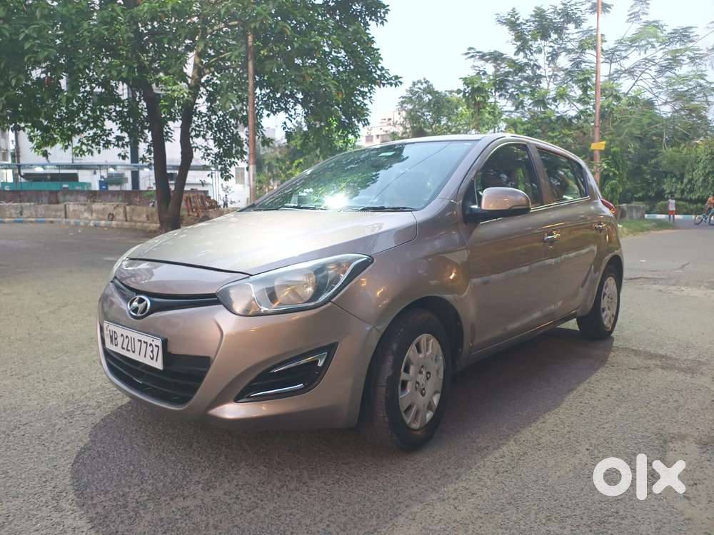 Hyundai I20 Petrol Cvt Magna Executive, 2013, Petrol