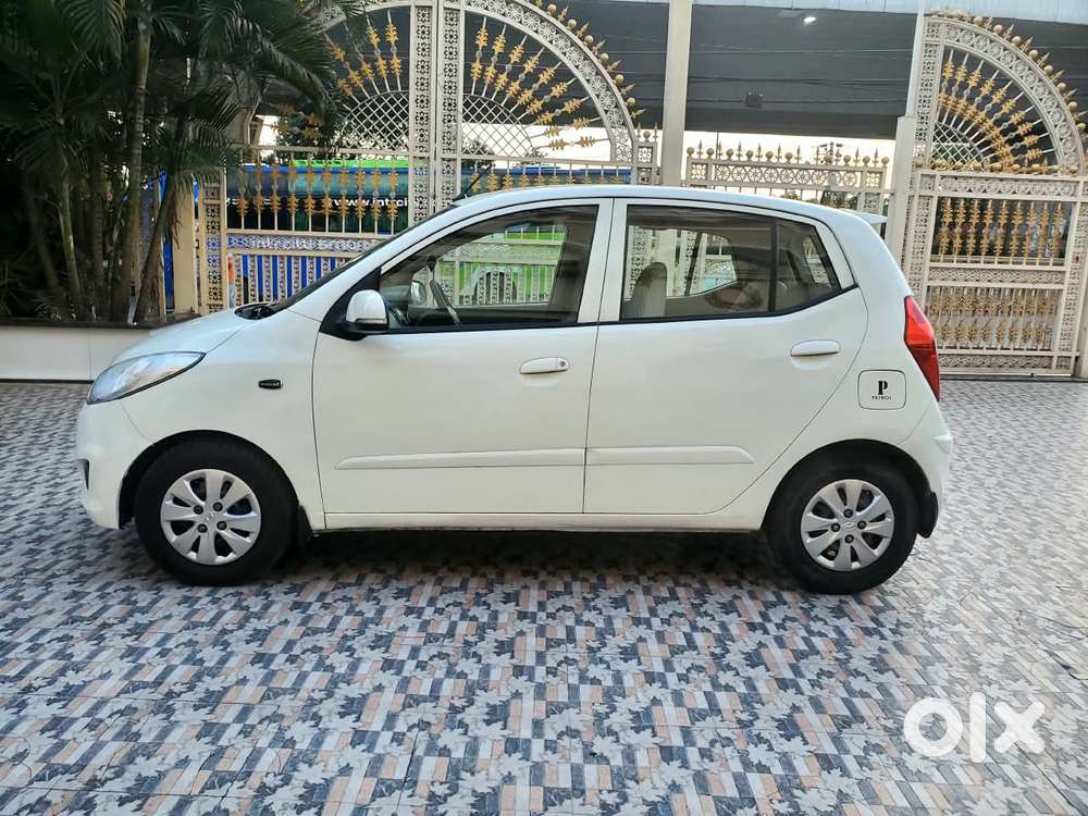 Hyundai I10 Sportz, 2011, Petrol