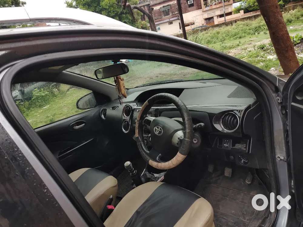 Toyota Etios Cross 1.4 2015