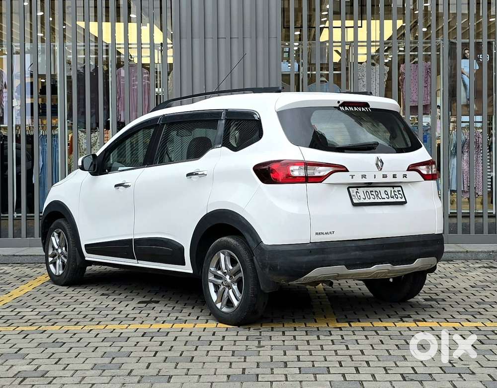 Renault Triber Rxz, 2021, Petrol