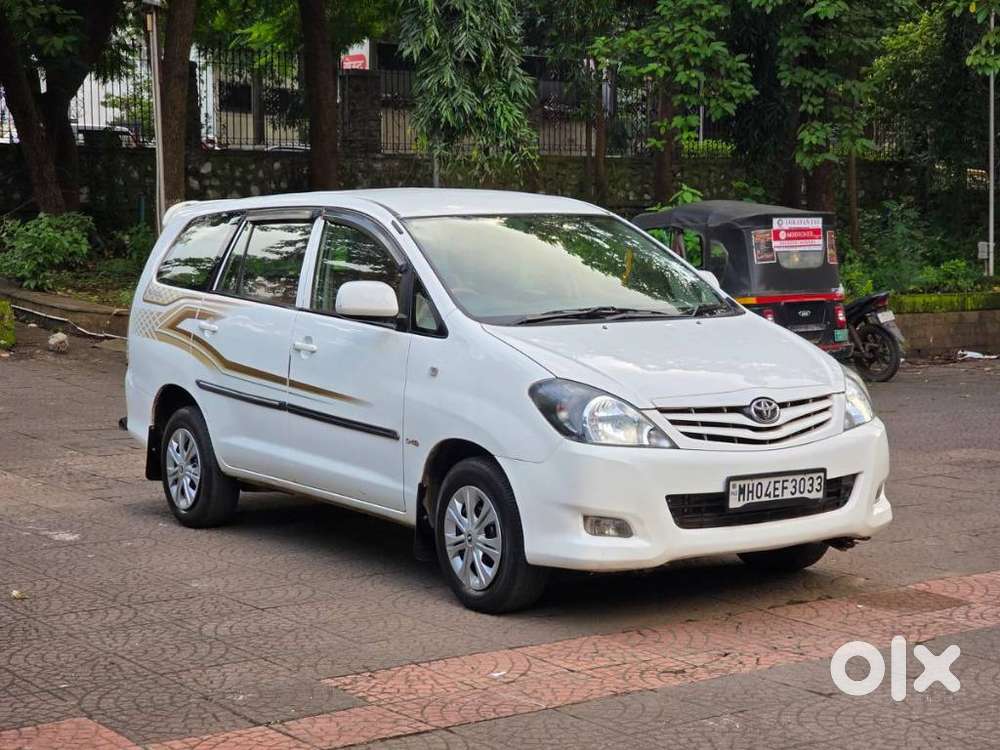 Toyota Innova 2.5 G (diesel) 8 Seater, 2010, Diesel