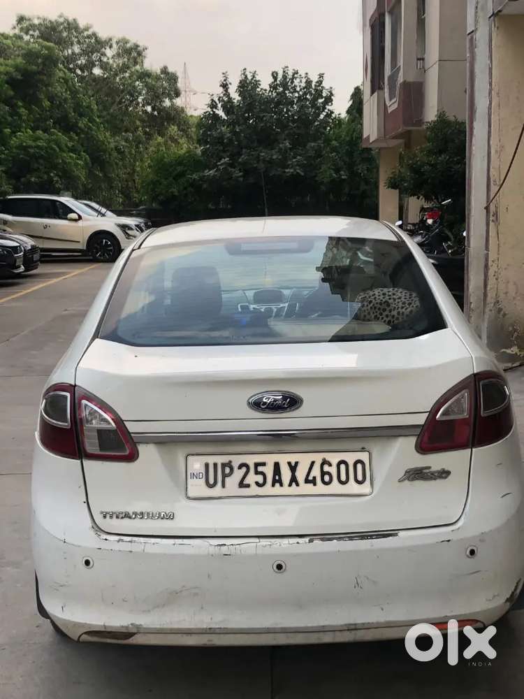 Ford Fiesta 2013 Petrol 100000 Km Driven