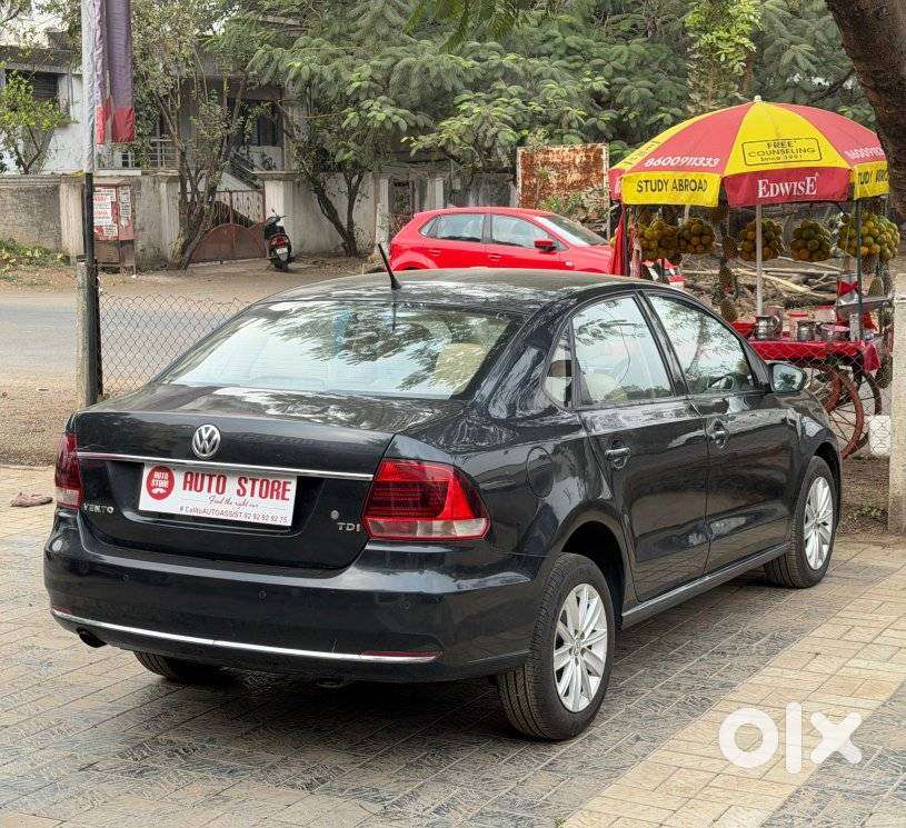Volkswagen Vento 1.5l Tdi Highline Plus At Diesel, 2015, Diesel