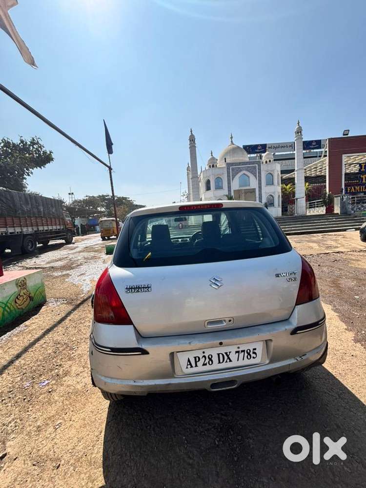 Maruti Suzuki Swift 2007 Petrol Well Maintained