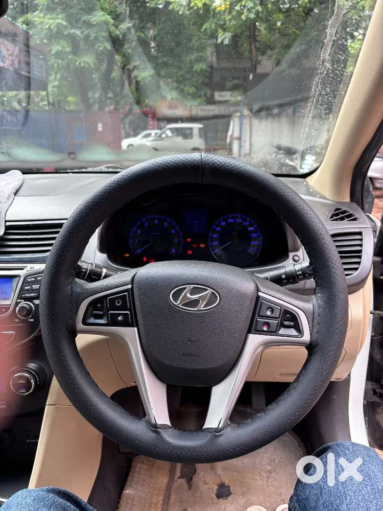 Hyundai Verna 1.6 Sx 2012