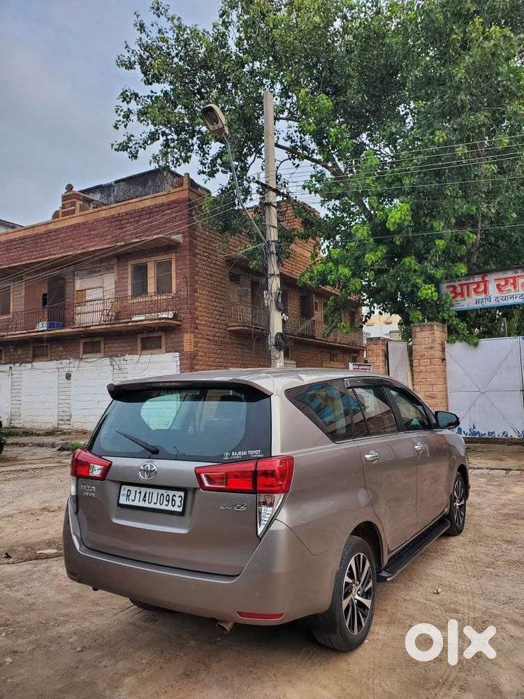 Toyota Innova Crysta Zx 2.4 Diesel 7 Seater, 2021, Diesel