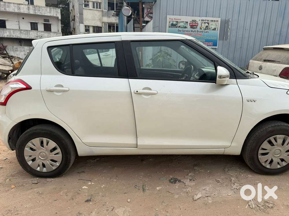 Maruti Suzuki Swift Vxi, 2017, Petrol