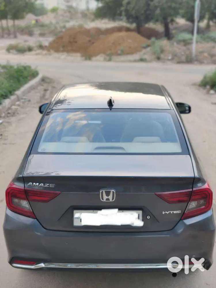 Honda Amaze S Mt (i-vtec)  Excellent Condition  Single Hand Driven