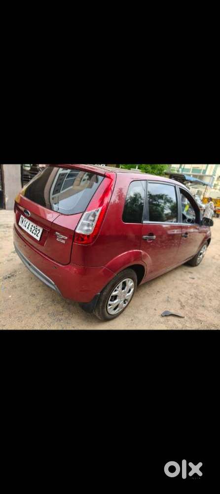 Ford Figo, 2014, Petrol