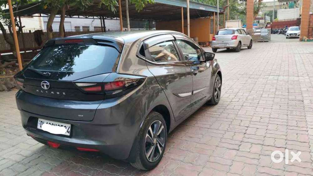 Tata Altroz 1.2 Xza Petrol Dct, 2022, Cng & Hybrids