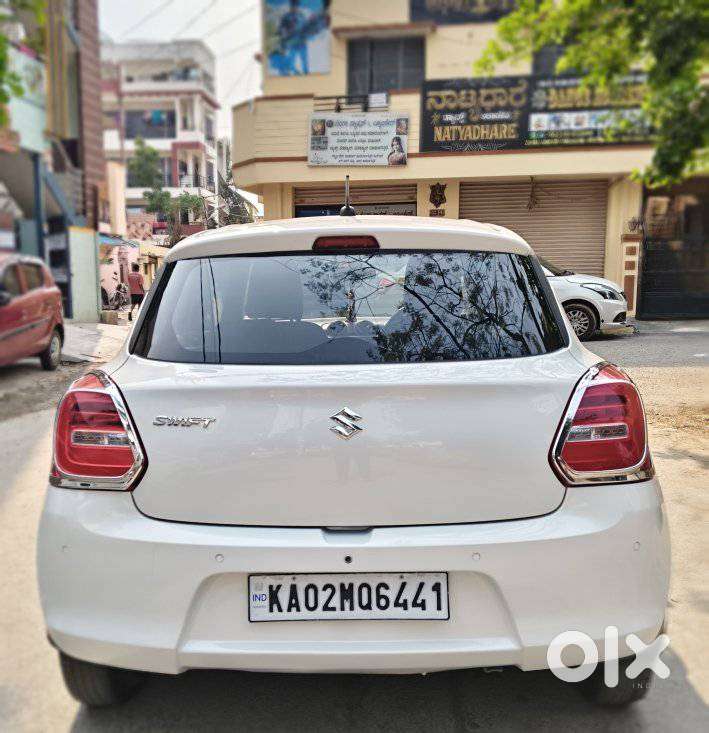 Maruti Suzuki Swift Vxi + Manual, 2020, Petrol