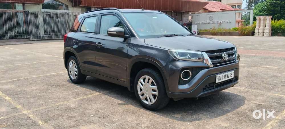 Toyota Urban Cruiser 2023 Petrol 33200 Km Driven