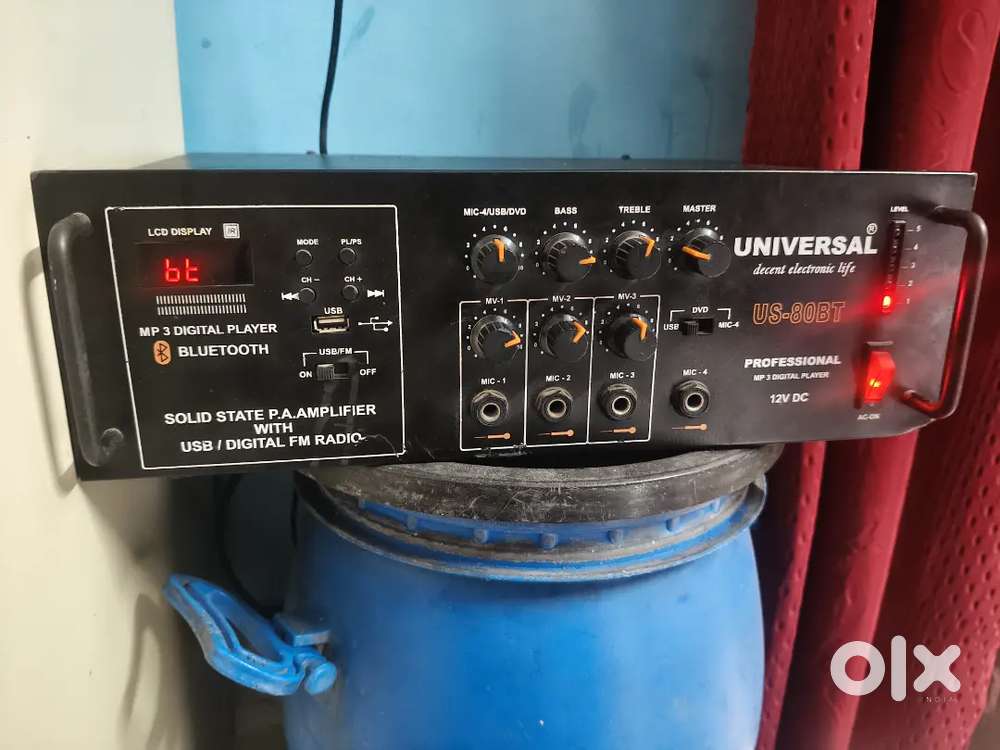 Universal Amplifier new condition + 12 inch speaker 200 watts