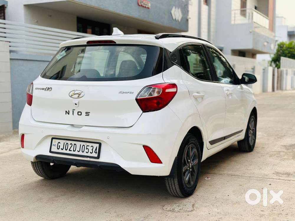 Hyundai Grand I10 Nios Sportz 1.2 Kappa Cng, 2021, Cng & Hybrids