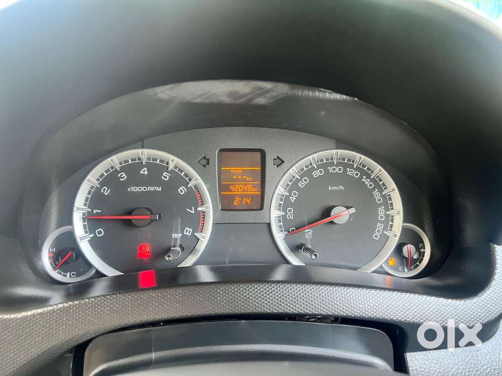 Maruti Suzuki Swift Vxi + Manual, 2013, Petrol