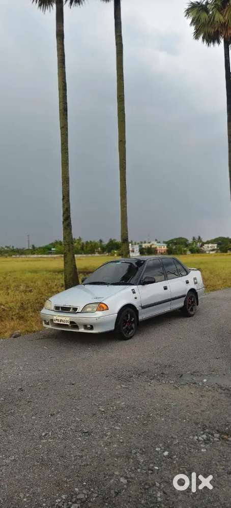 Maruti Suzuki Esteem Lxi 2002