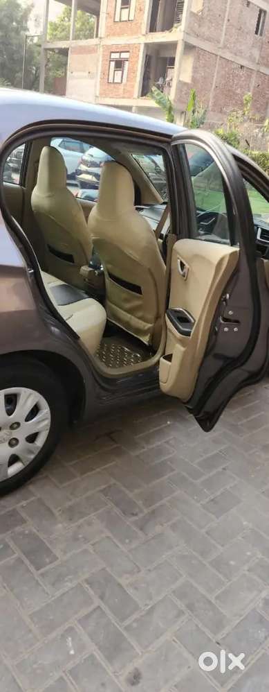 Honda Amaze 2017 Edition