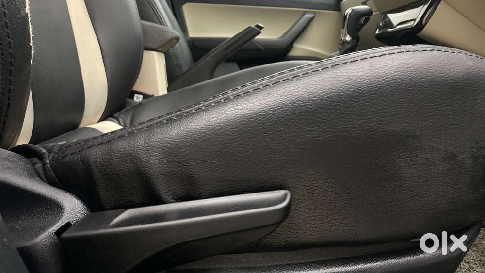 Skoda Slavia 1.0 Ambition Tsi At, 2023, Petrol