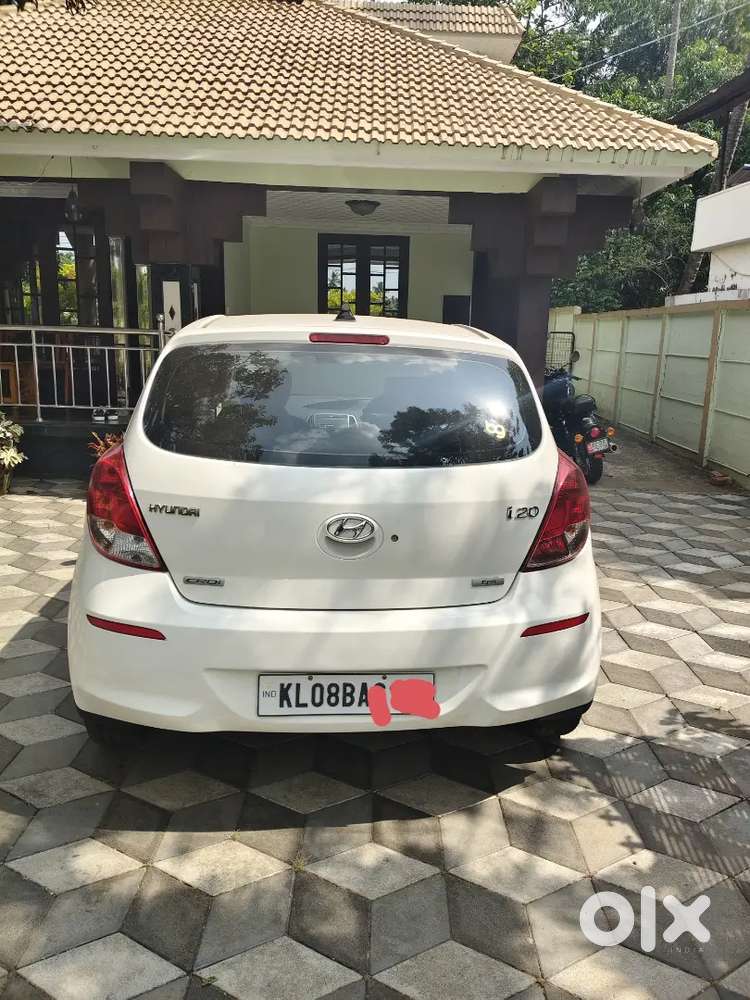 Hyundai I20 2012 Diesel 69000 Km Driven New 4 Tyres Newly Service Done
