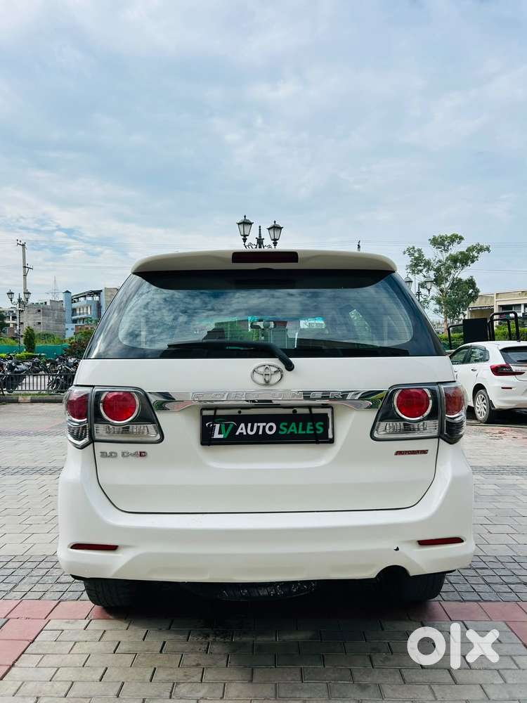 Toyota Fortuner 3.0 4x2 Automatic, 2016