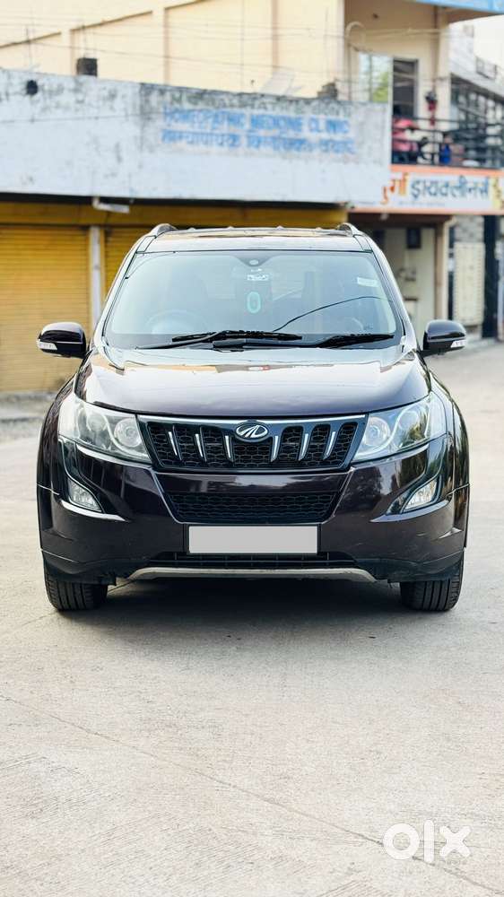 Mahindra Xuv500 W8, 2016