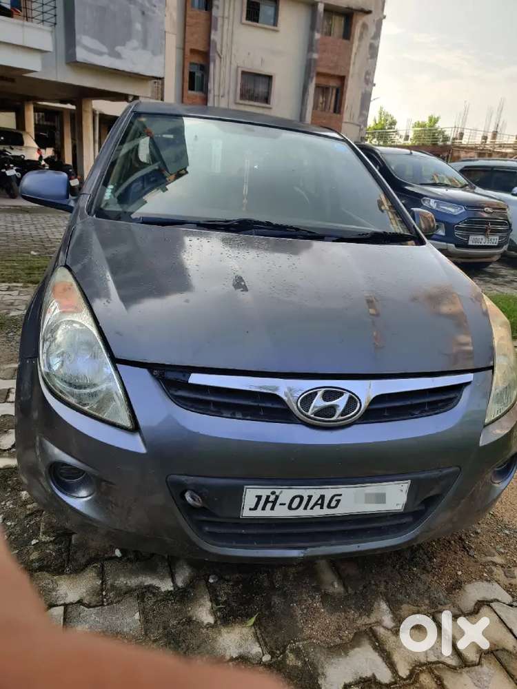 Hyundai I20 Magna Petrol 2011